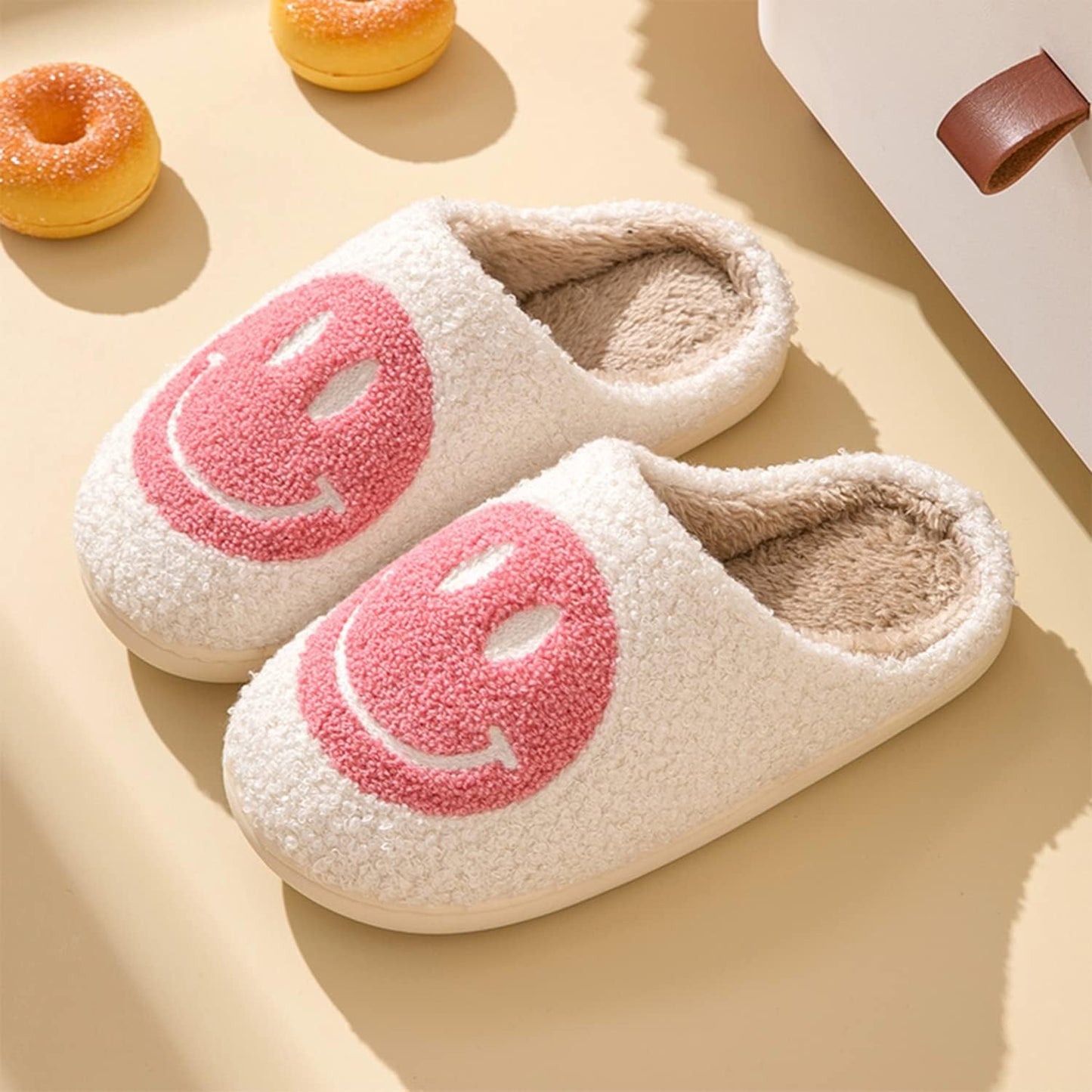 Women Smiley Face Slippers