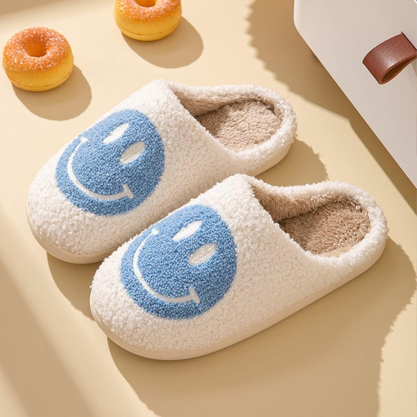 Women Smiley Face Slippers